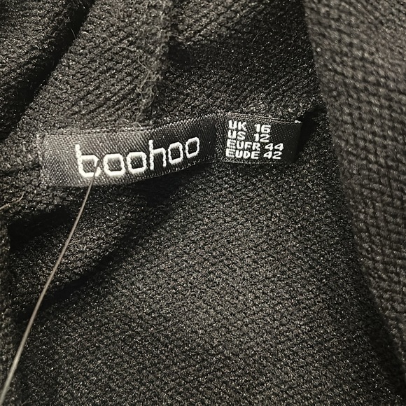 Boohoo Basic Oversized Hoodie - Picture 4 of 5